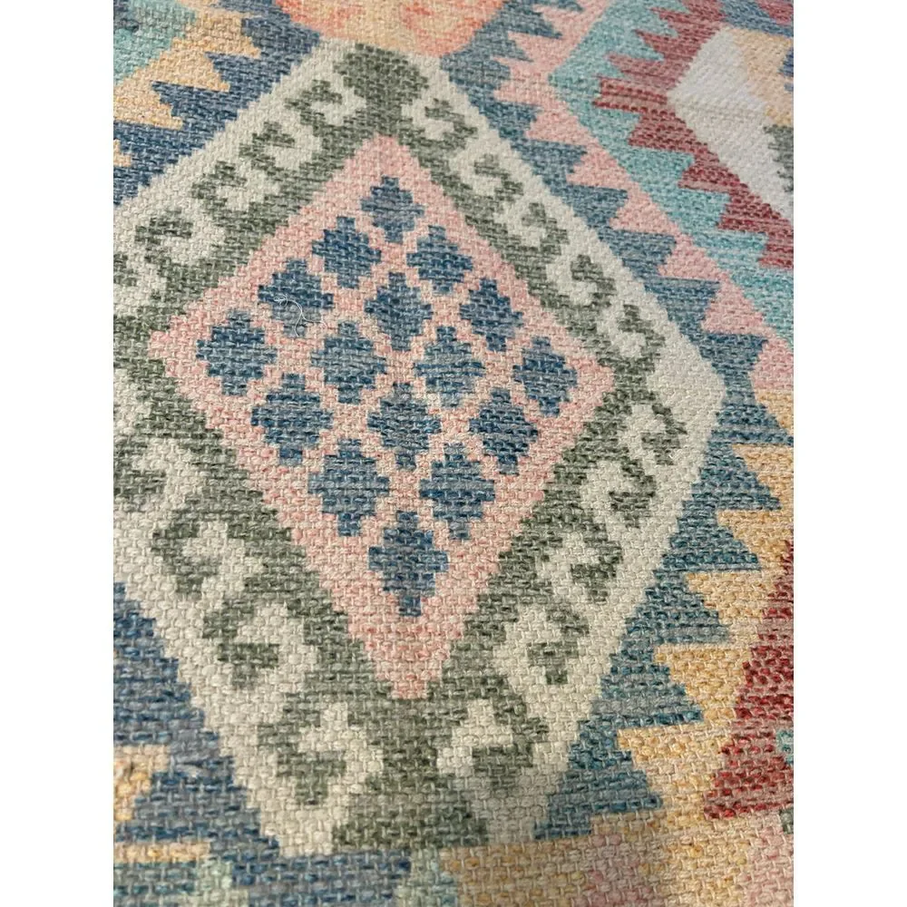Geometric Patterned Area Rug - Multicolor - Picture 4 of 5